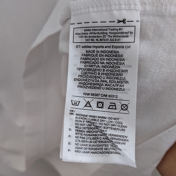 🌸3 For $25🌸Adidas Three Stripe T-shirt - Picture 7 of 8